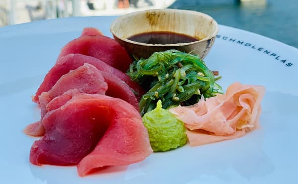 Sashimi duo